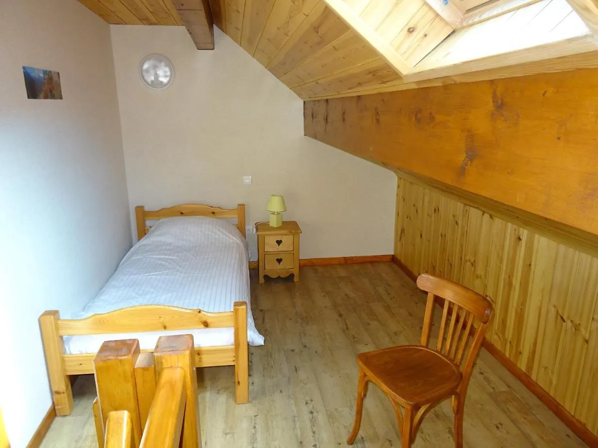 Les Pres-Ronds Apartment La Chapelle-en-Valgaudemar 0*,
